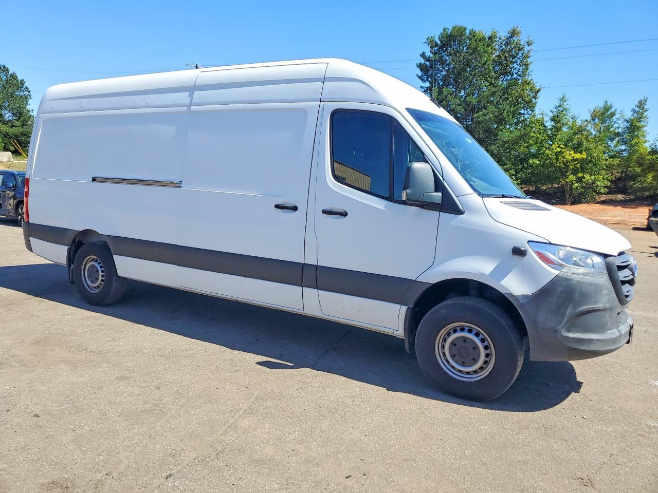 MERCEDES-BENZ SPRINTER