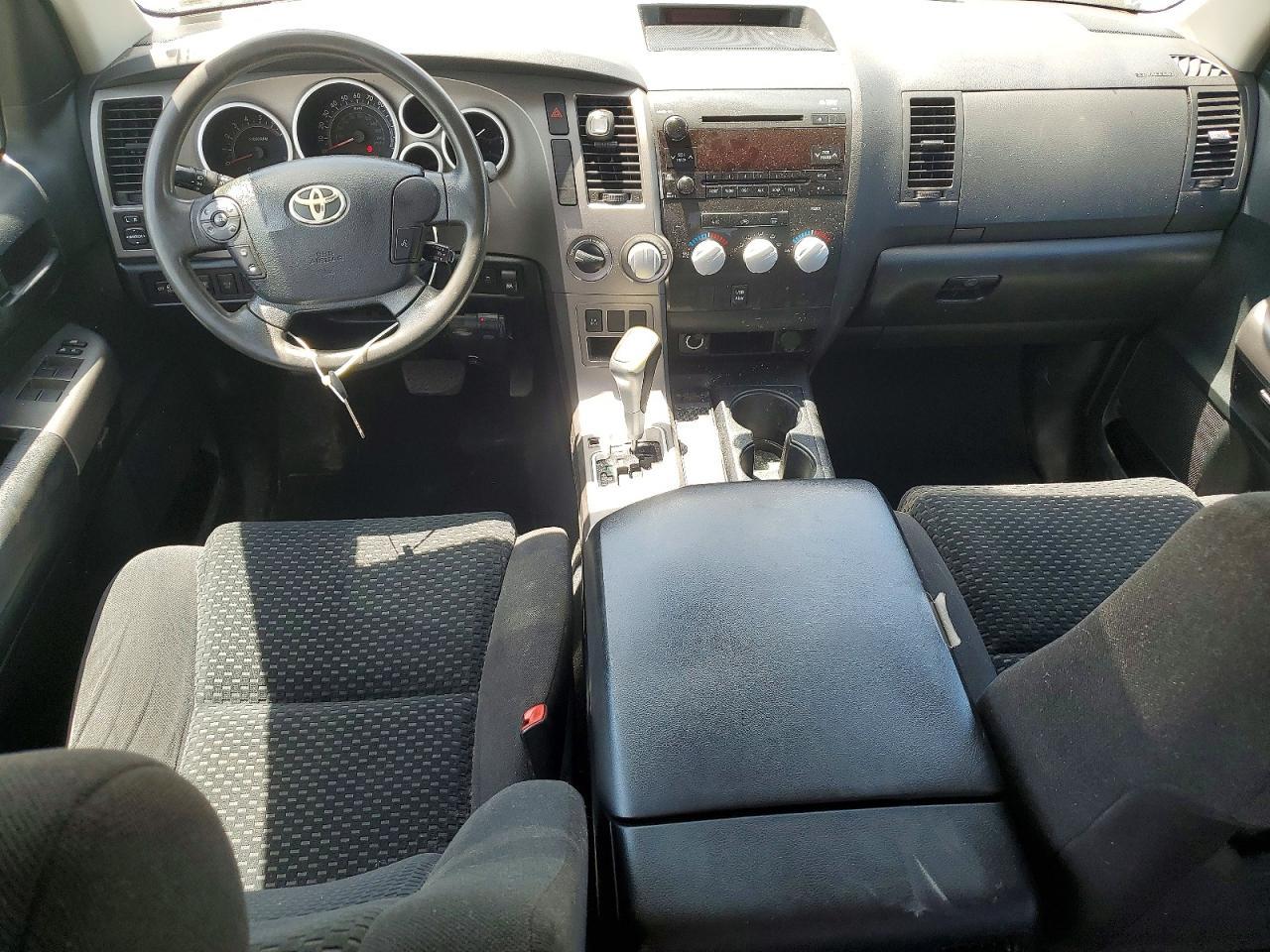 TOYOTA TUNDRA