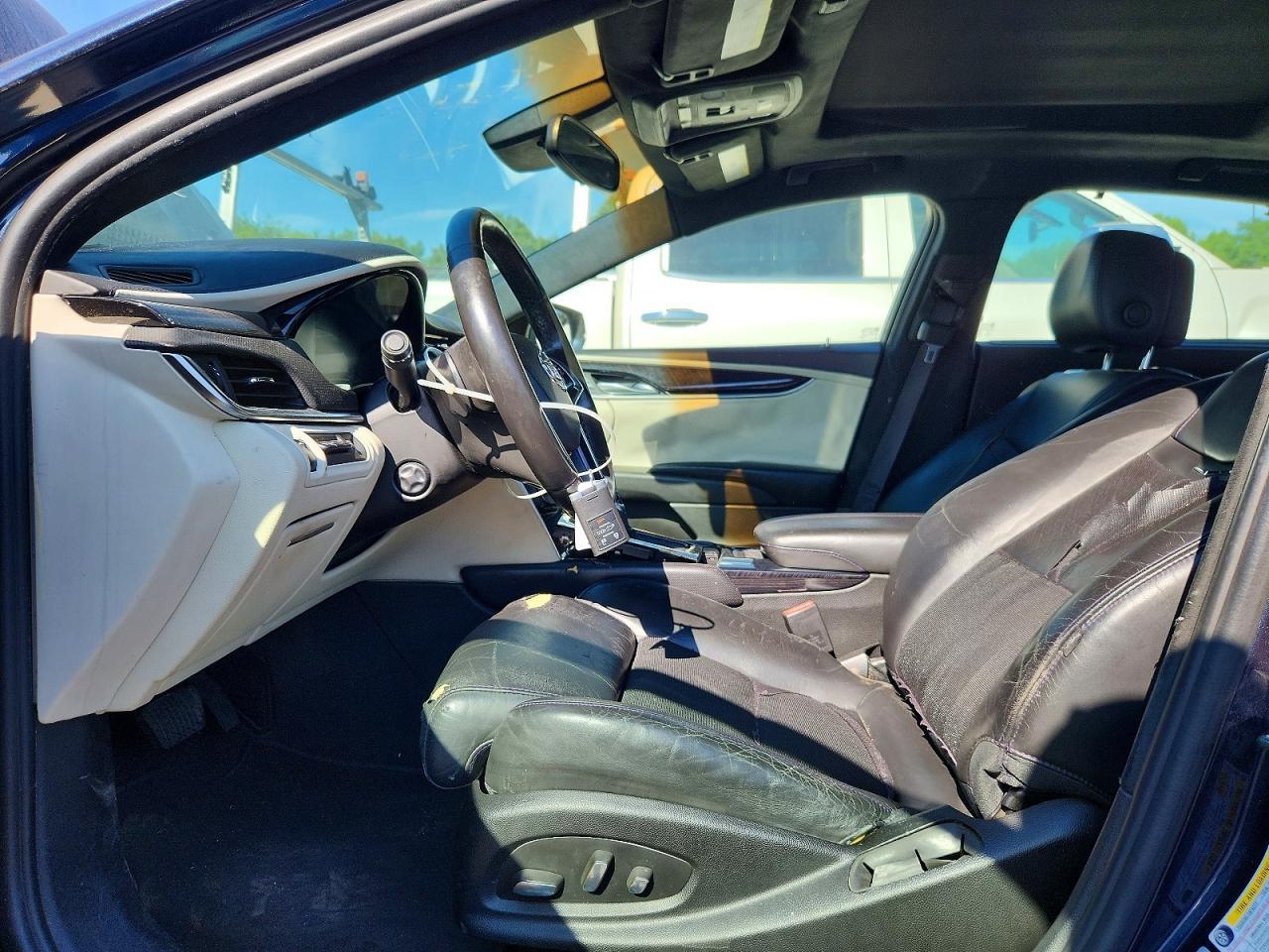 CADILLAC XTS