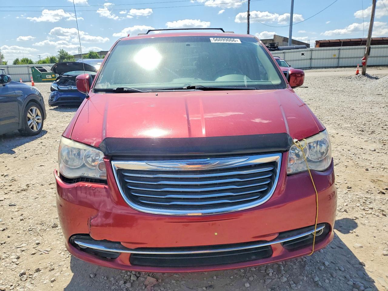 2016 CHRYSLER TOWN & COUNTRY — фото 5