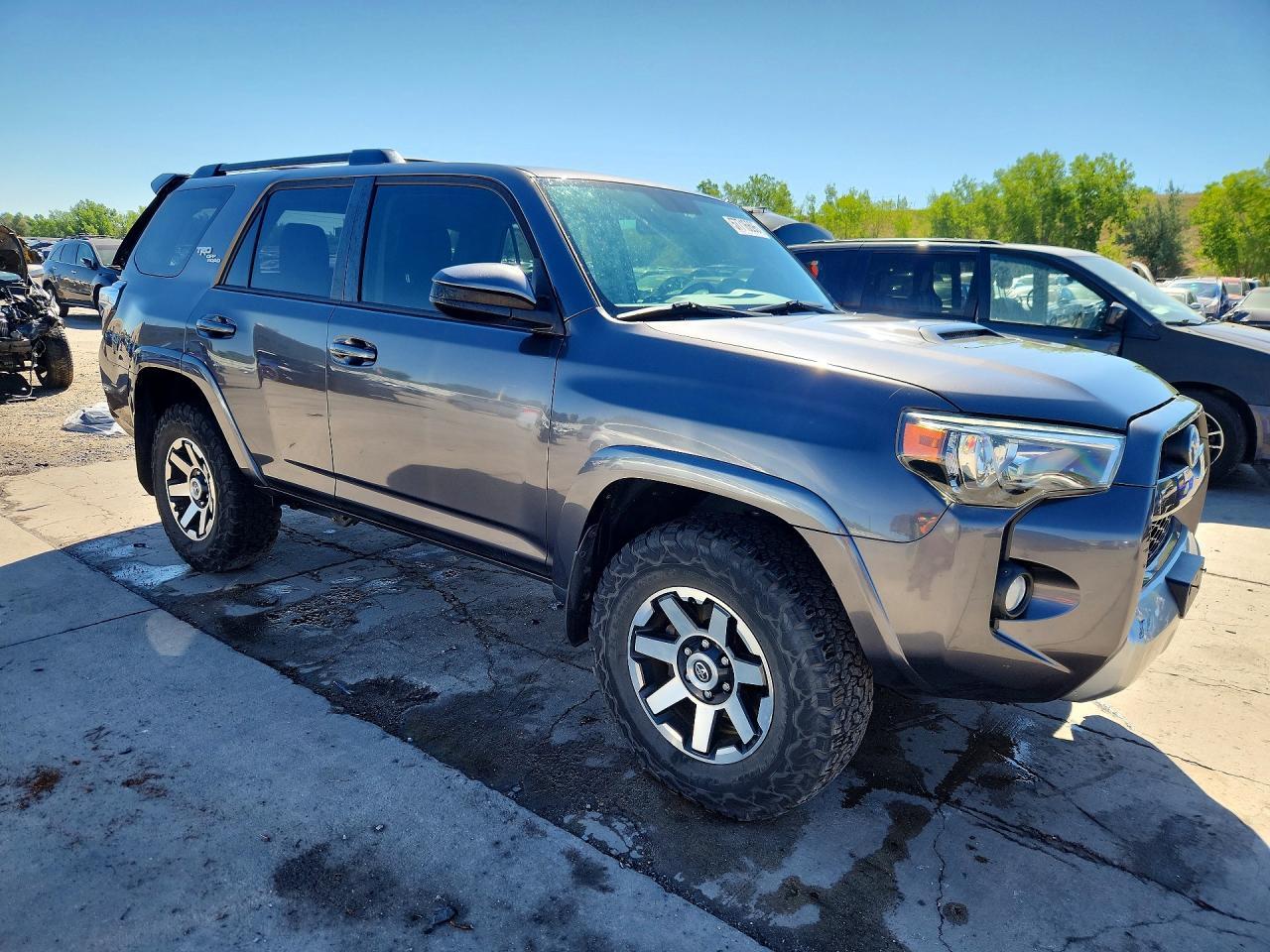 2019 TOYOTA 4RUNNER — фото 4