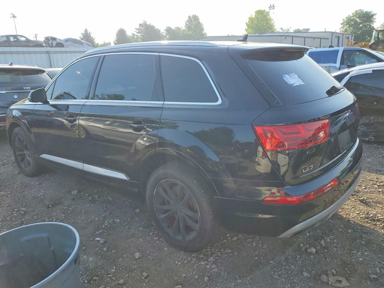 2017 AUDI Q7 — фото 2