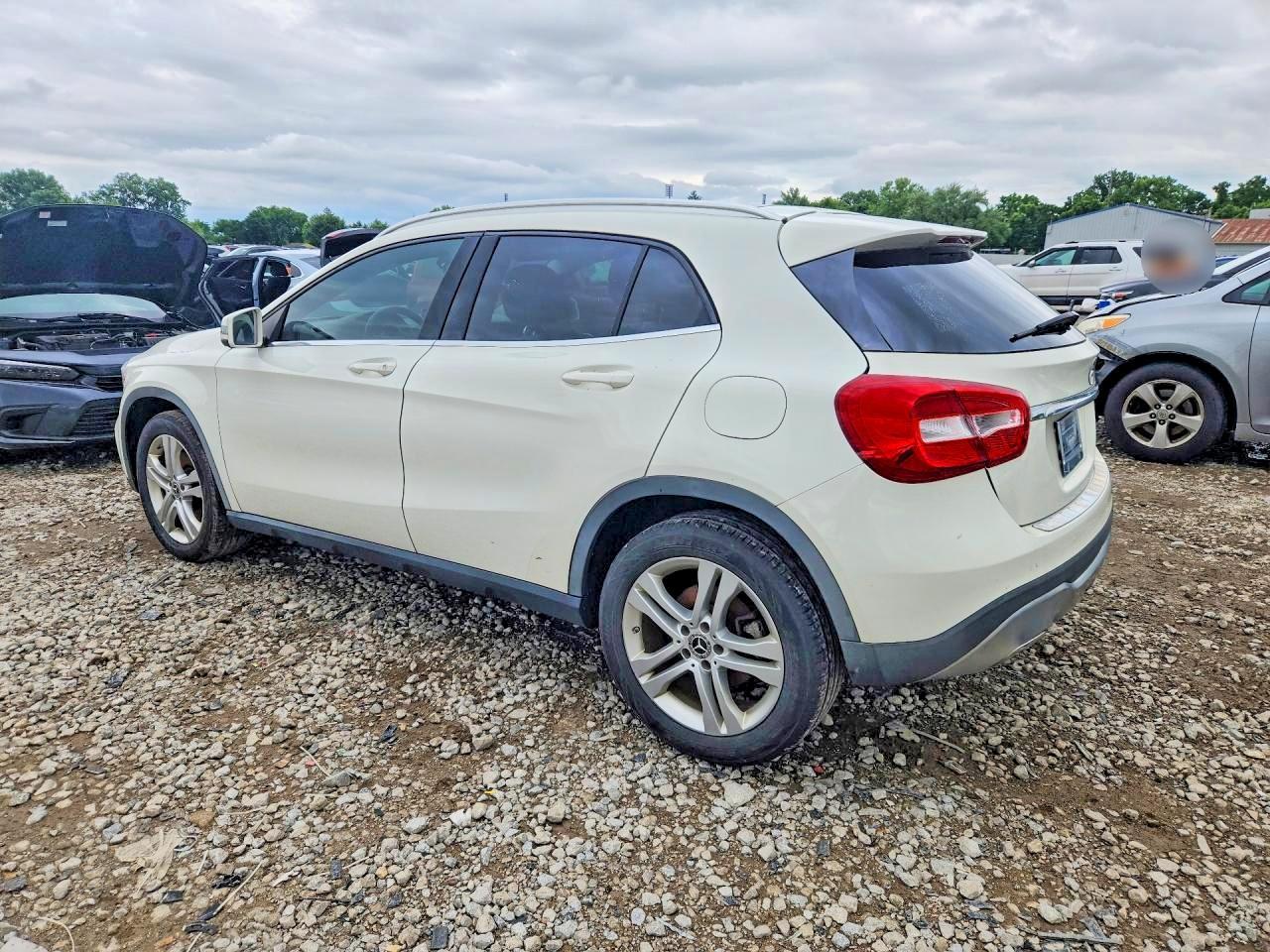 2018 MERCEDES-BENZ GLA-CLASS — фото 2