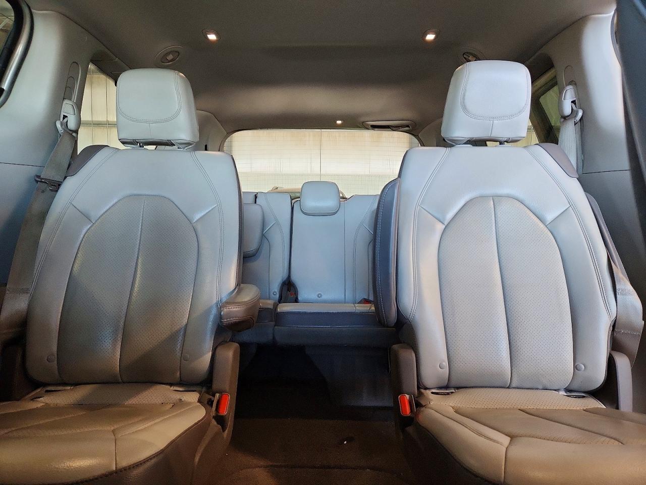 2017 CHRYSLER PACIFICA — фото 10