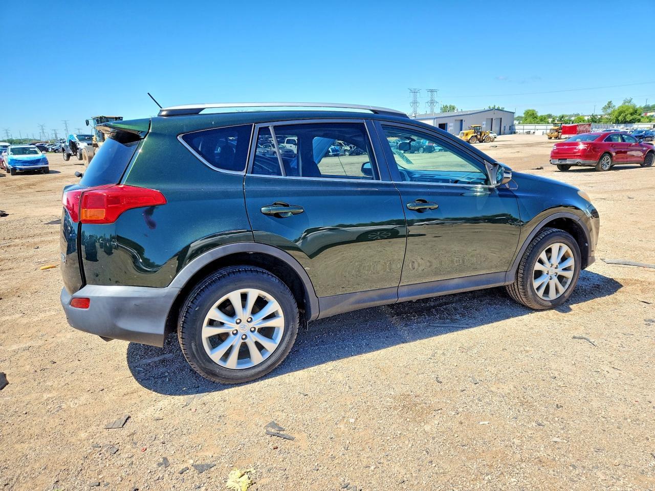2013 TOYOTA RAV4 — фото 3