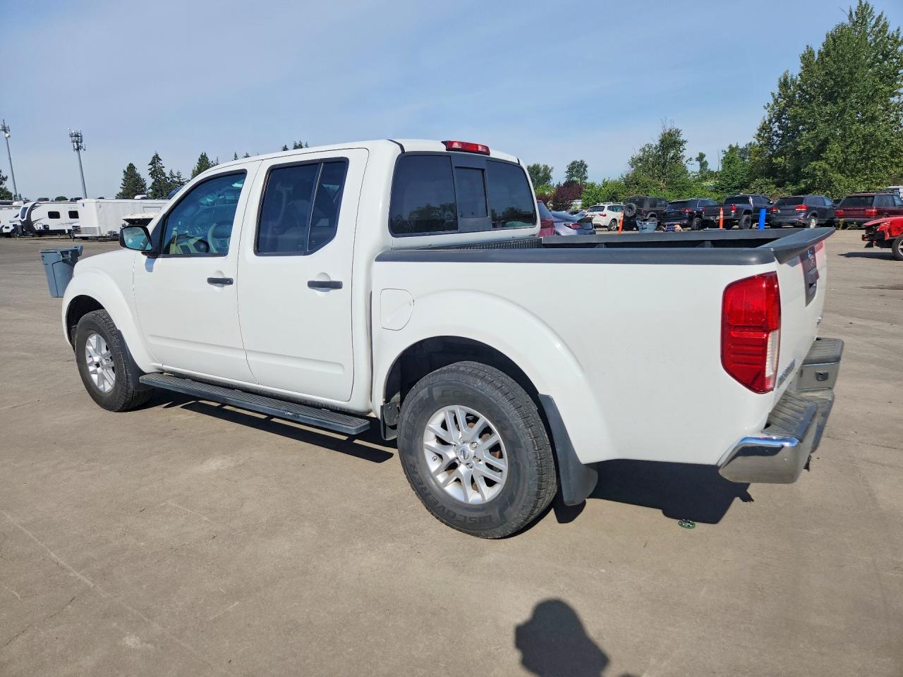 2015 NISSAN FRONTIER — фото 2