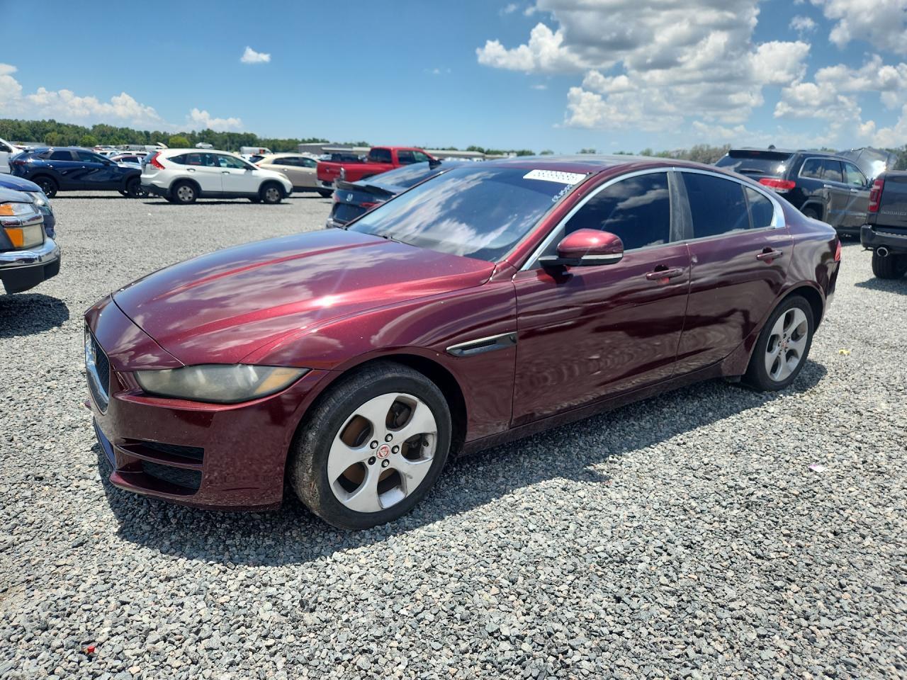 2017 JAGUAR XE — фото 1