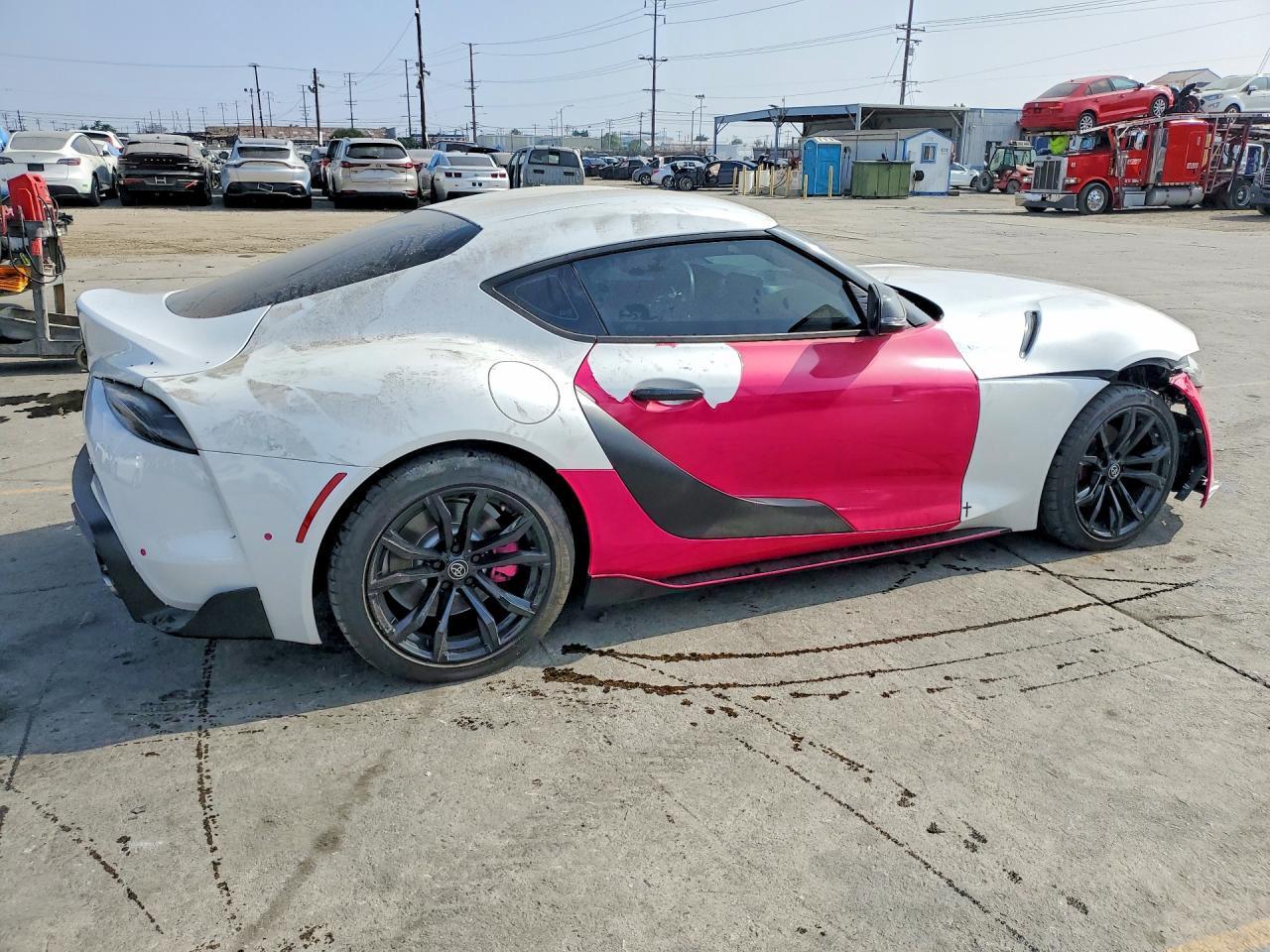 TOYOTA SUPRA