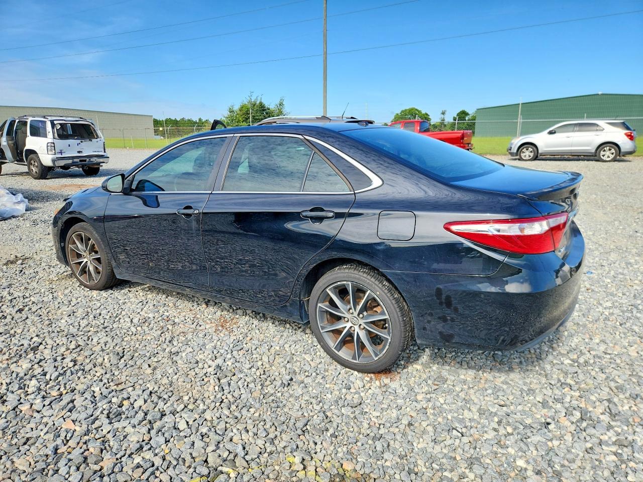 2017 TOYOTA CAMRY — фото 2