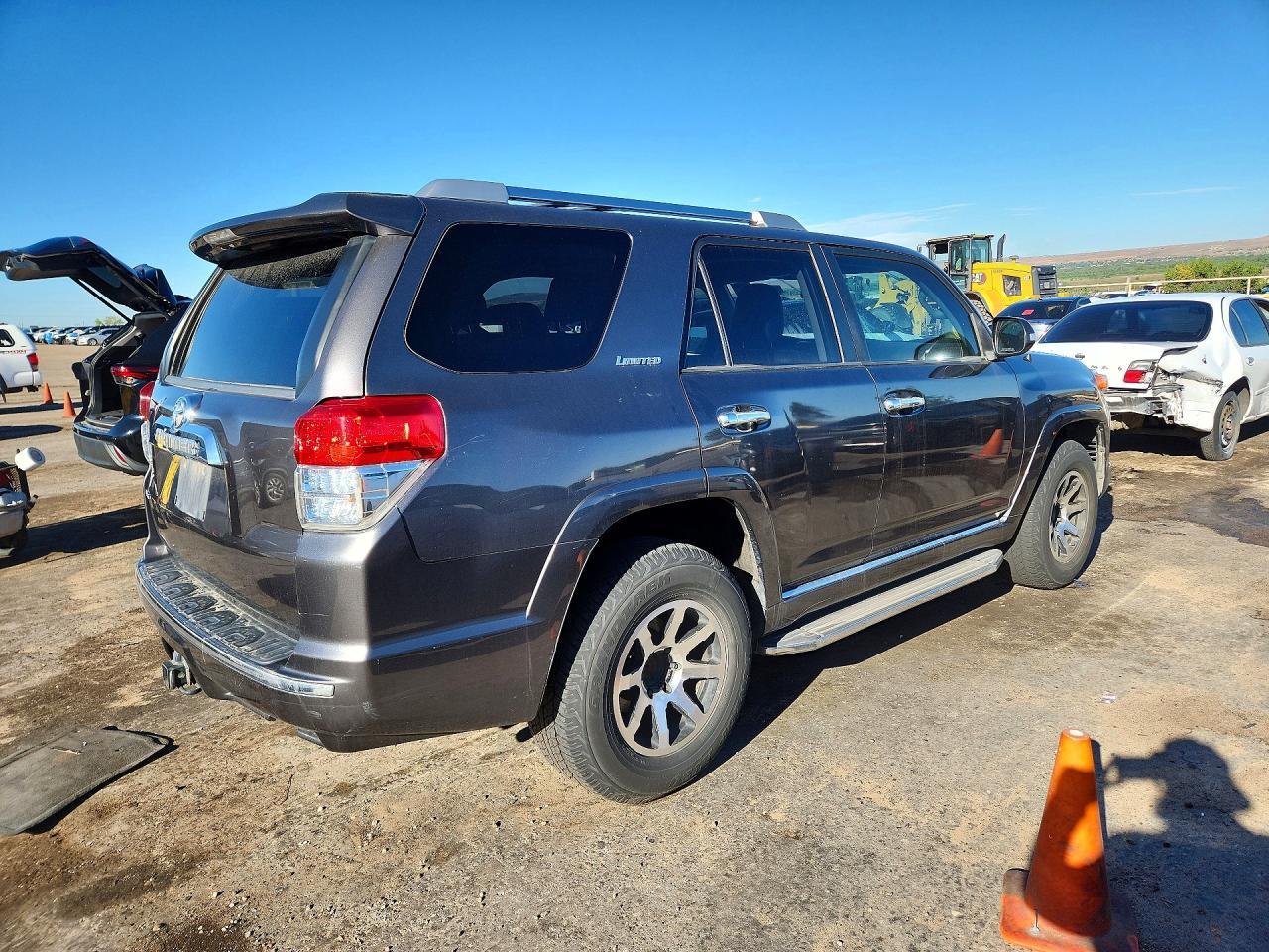 2011 TOYOTA 4RUNNER — фото 3