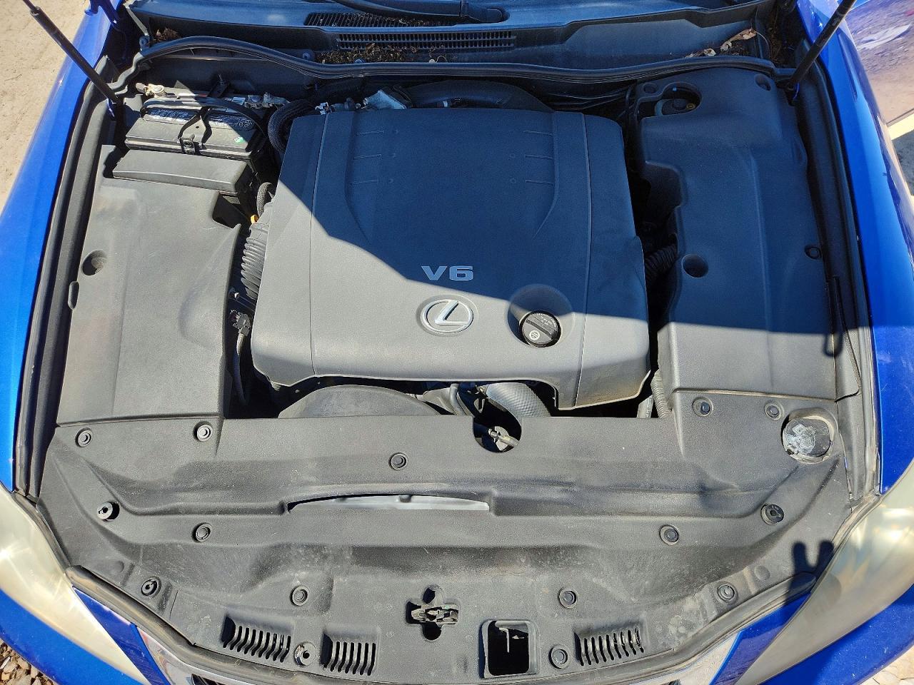 2010 LEXUS IS 250 — фото 11