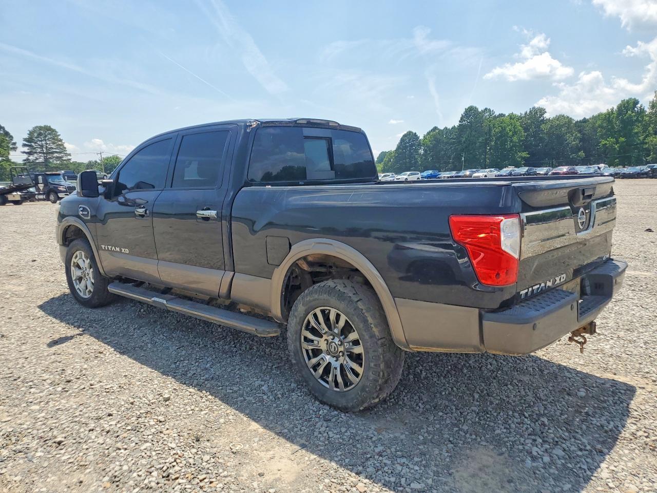 2016 NISSAN TITAN — фото 2