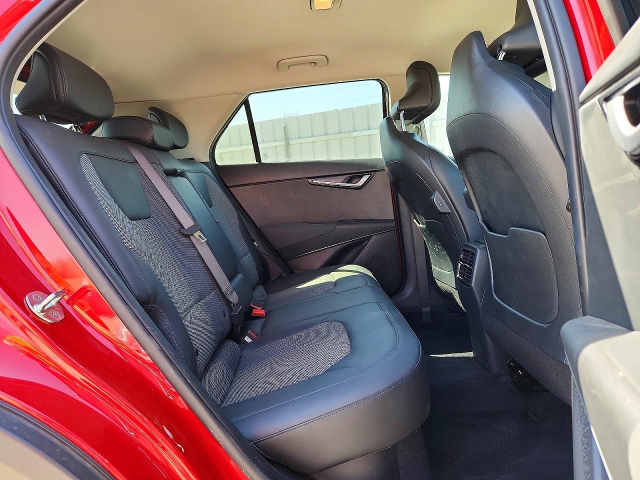2023 KIA NIRO HYBRID — фото 11