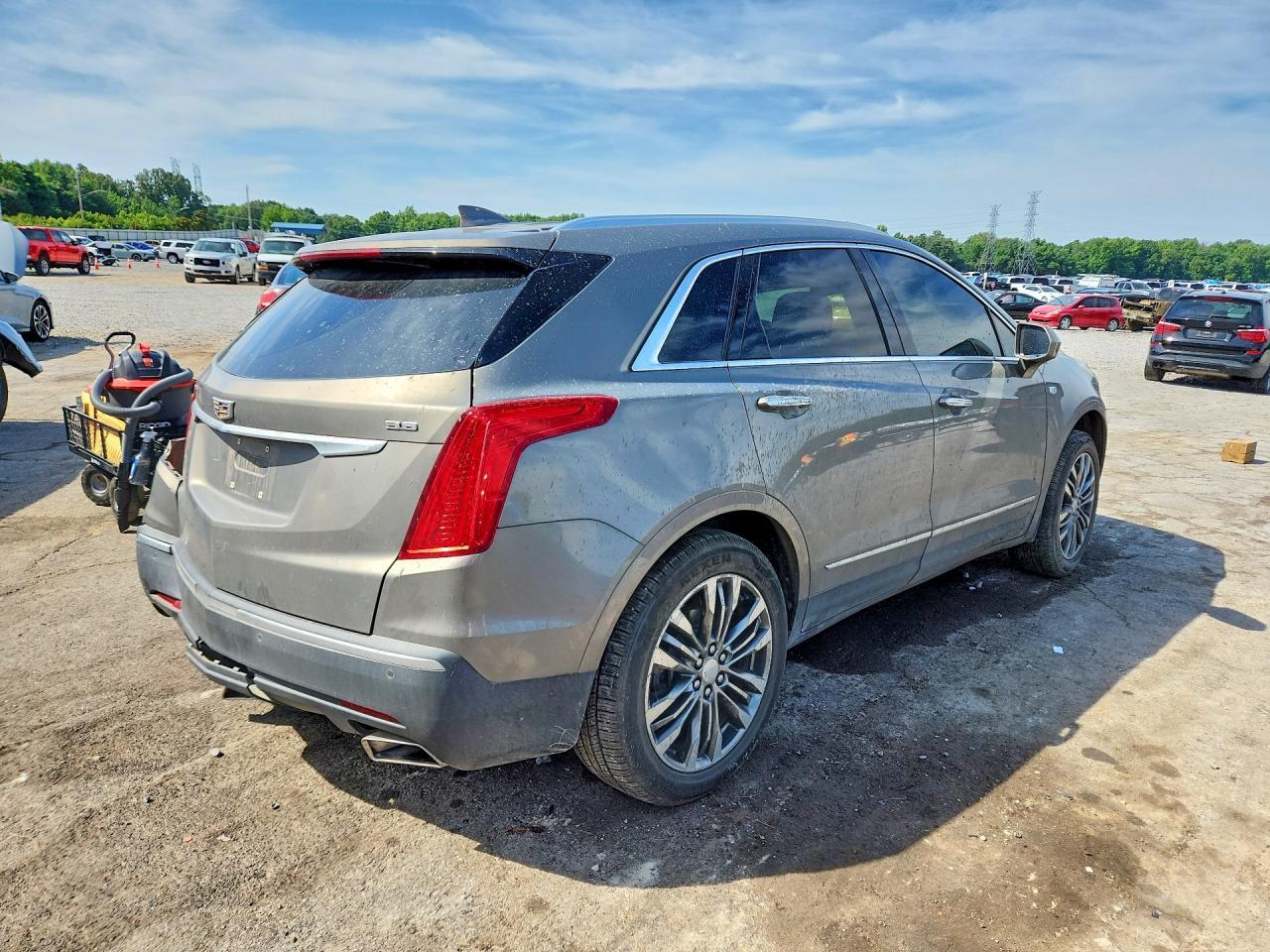 2019 CADILLAC XT5 — фото 3