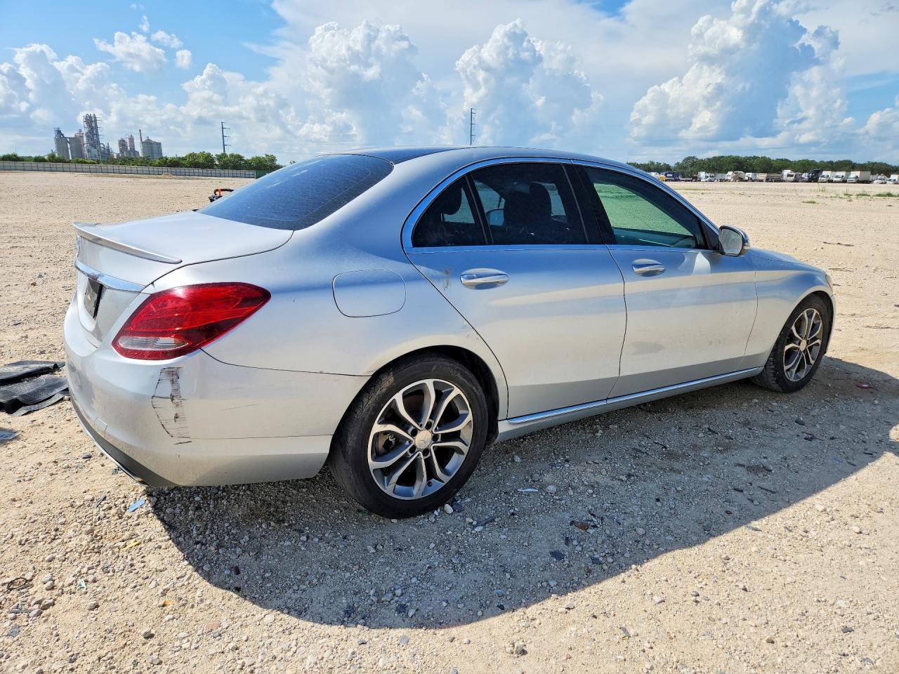 2016 MERCEDES-BENZ C-CLASS — фото 3