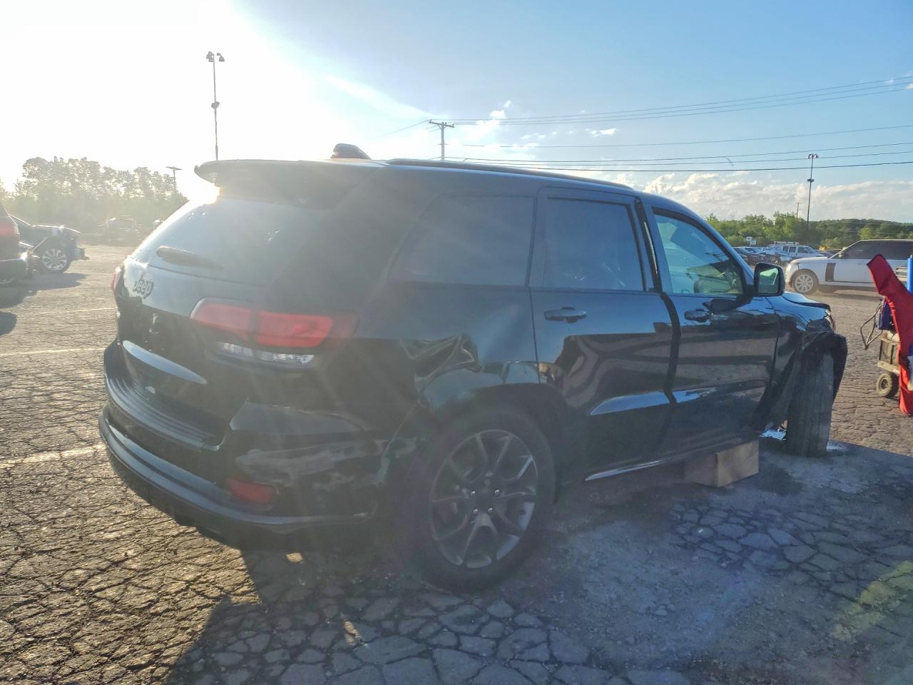 2021 JEEP GRAND CHEROKEE — фото 3