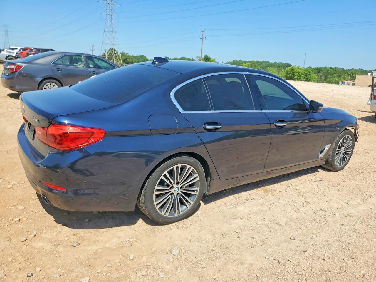2018 BMW 5 SERIES — фото 3