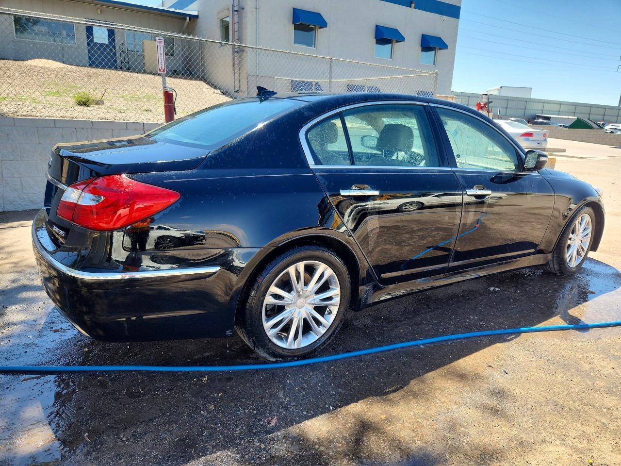 2013 HYUNDAI GENESIS — фото 3