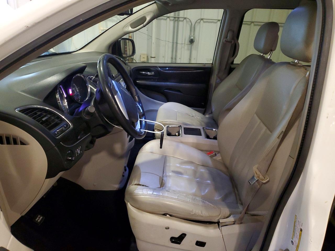 2013 CHRYSLER TOWN & COUNTRY — фото 7