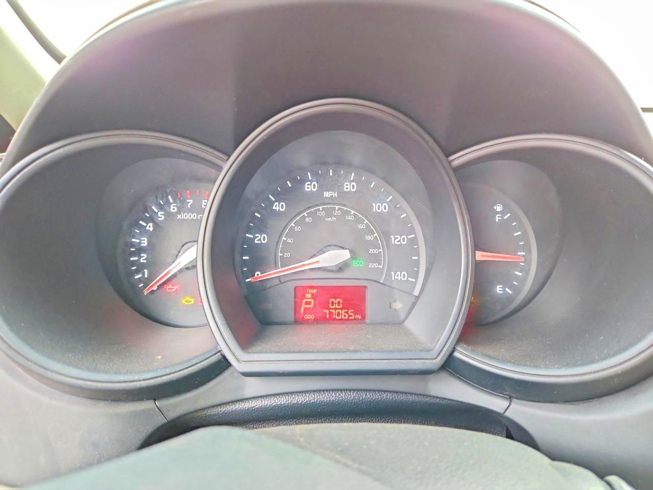 2013 KIA RIO — фото 9