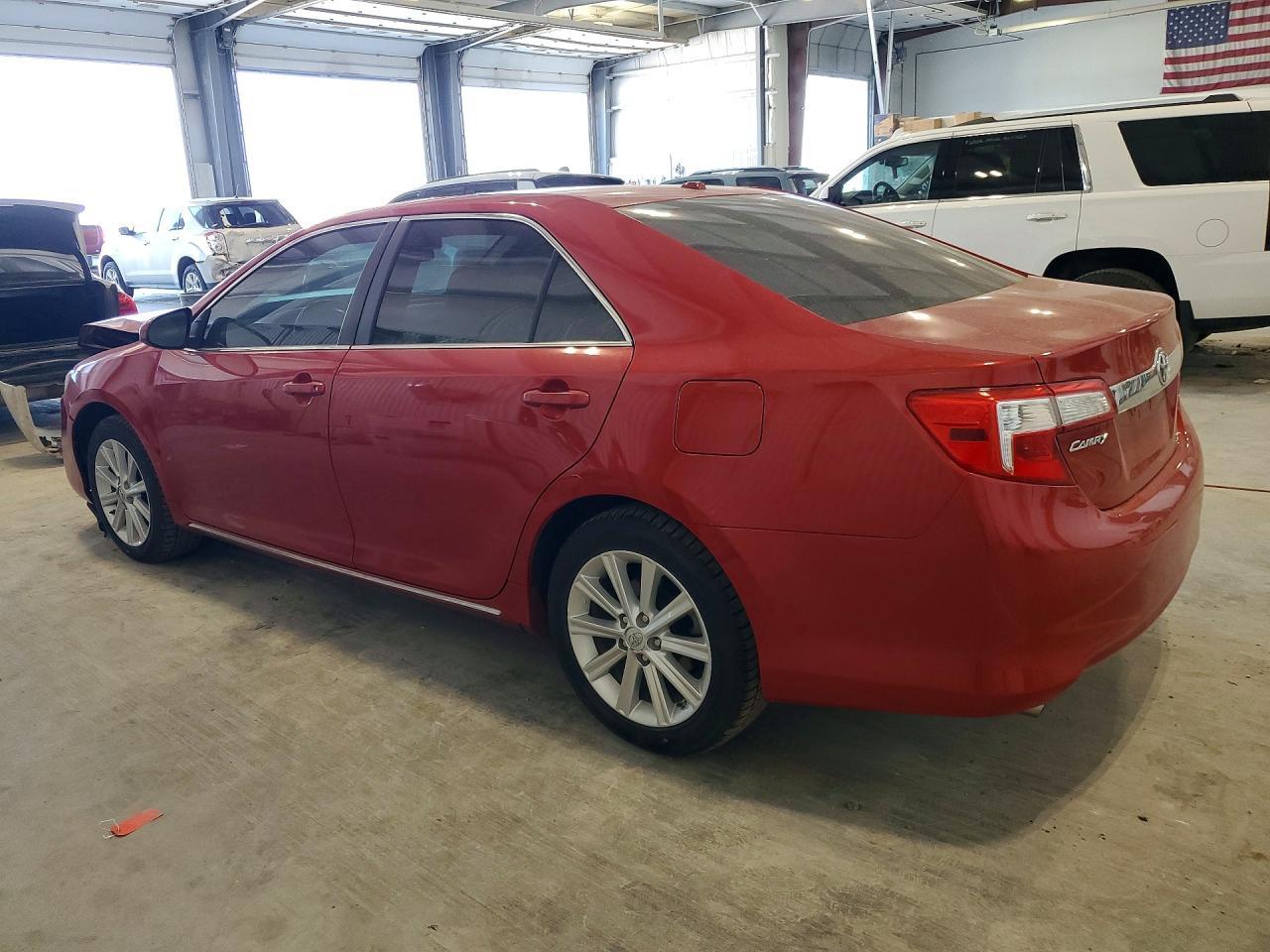 2014 TOYOTA CAMRY — фото 2
