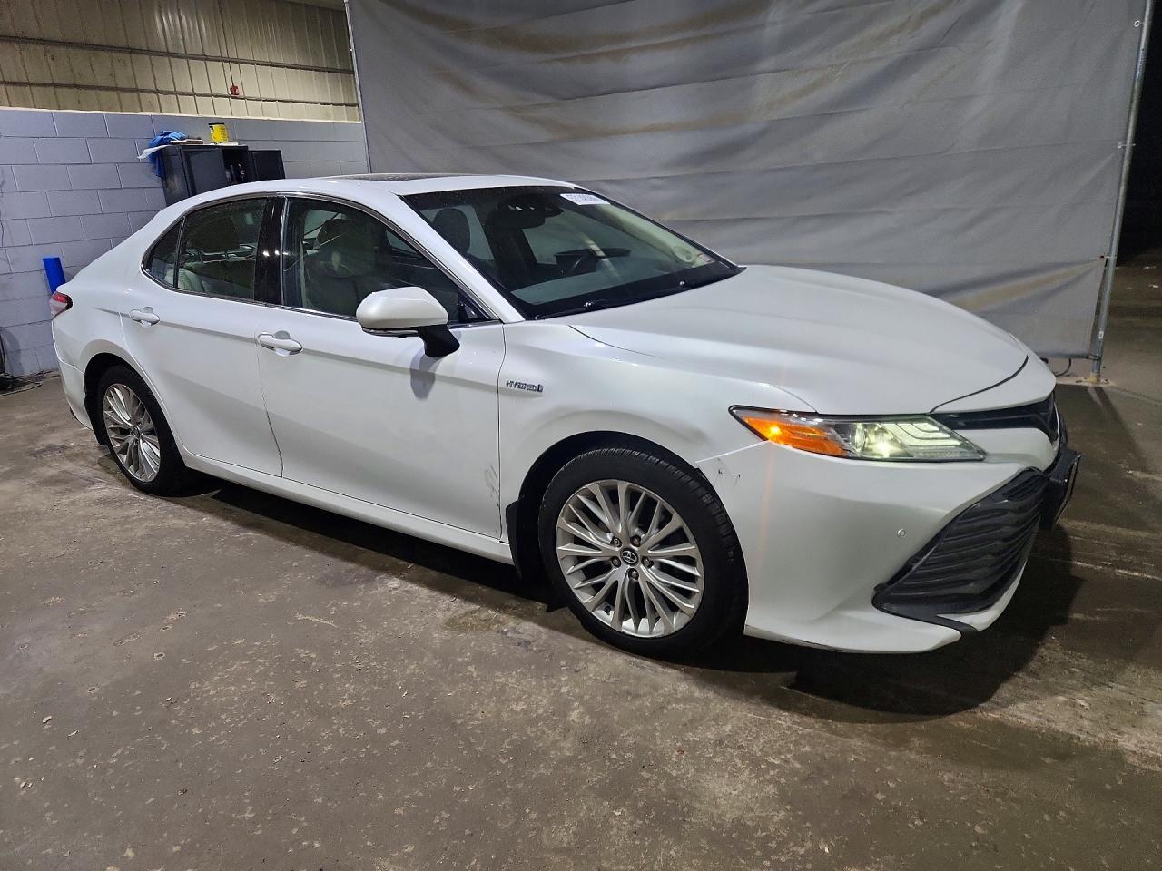 2018 TOYOTA CAMRY HYBRID — фото 4