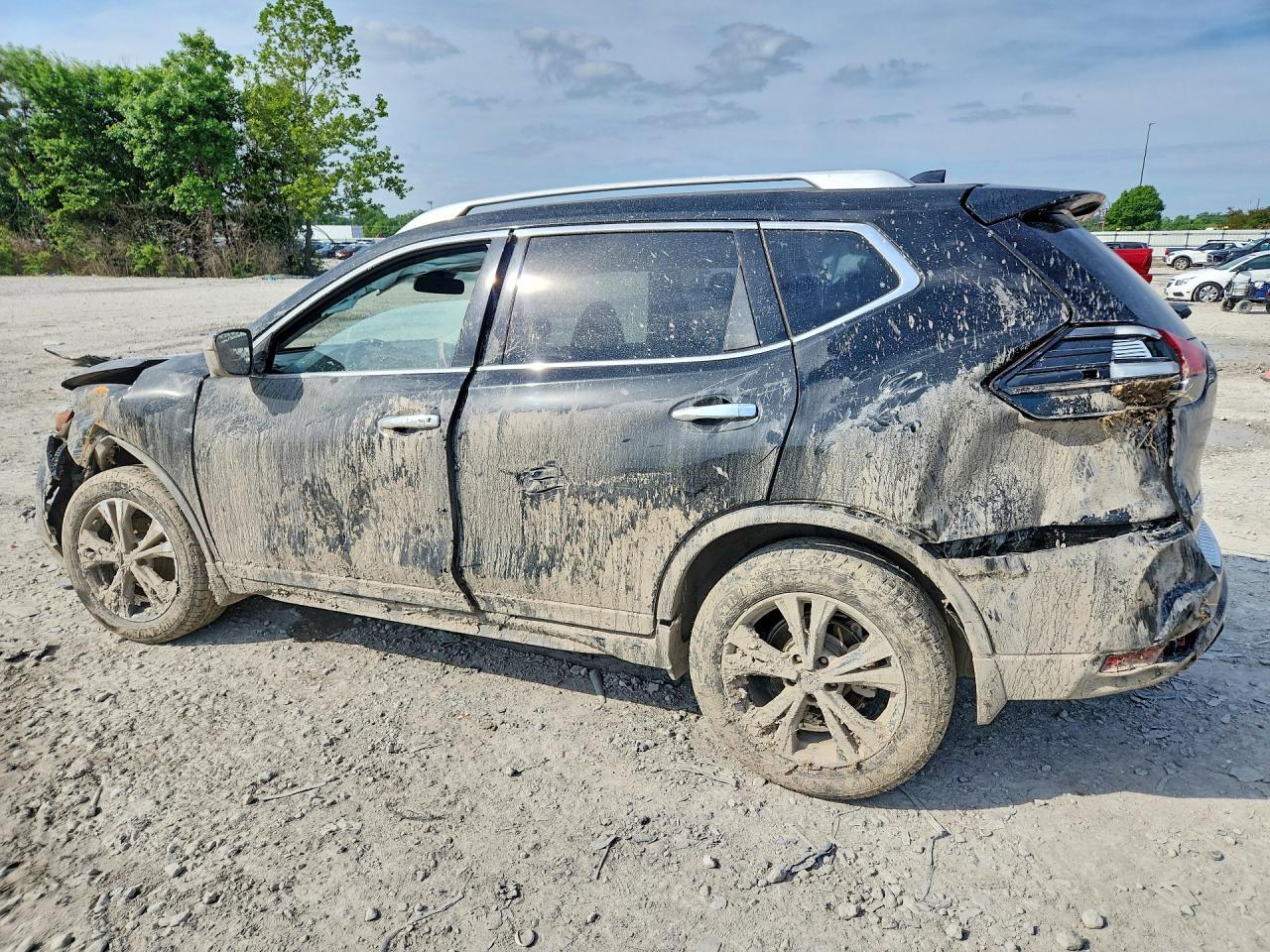 2019 NISSAN ROGUE — фото 2