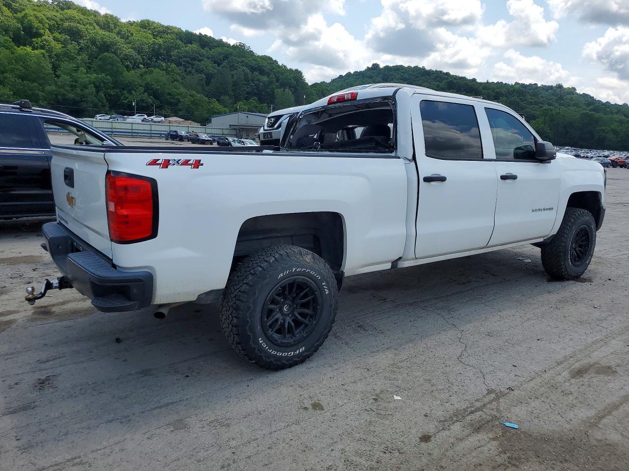 2018 CHEVROLET SILVERADO 1500 — фото 3