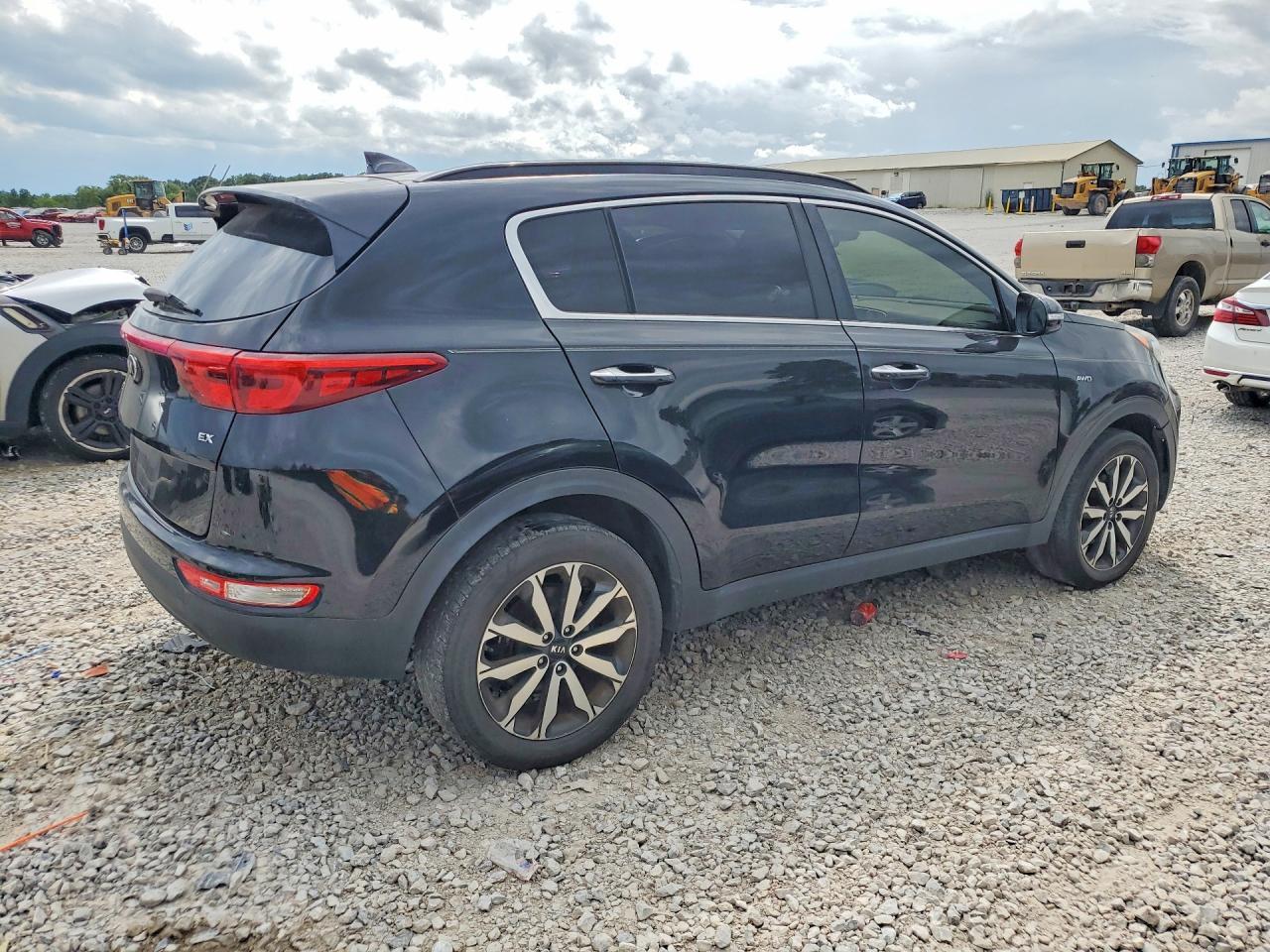 2019 KIA SPORTAGE — фото 3