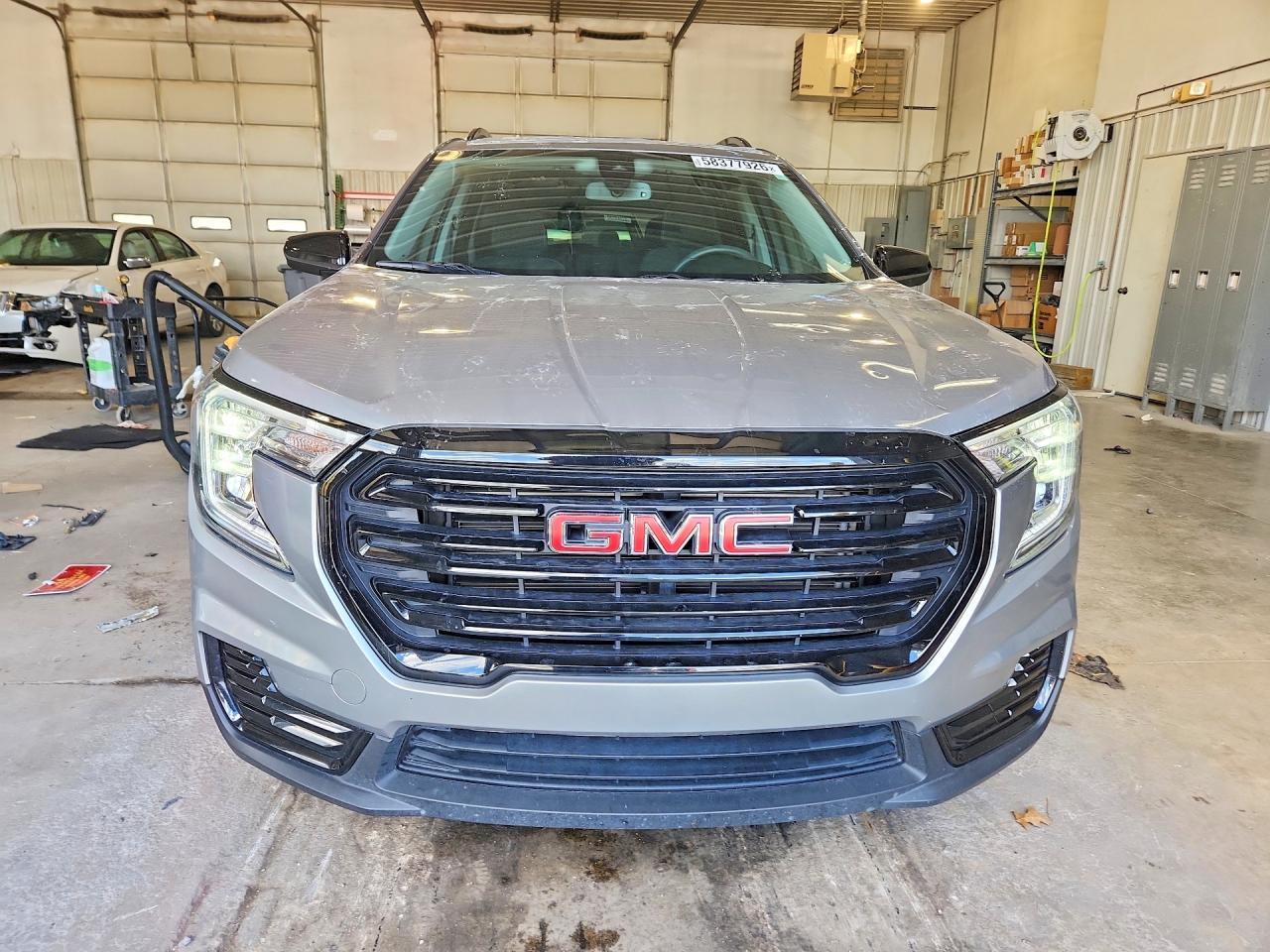 2023 GMC TERRAIN — фото 5