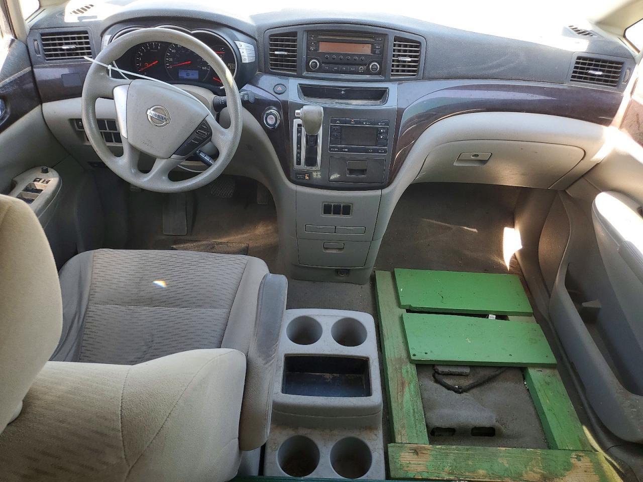 NISSAN QUEST