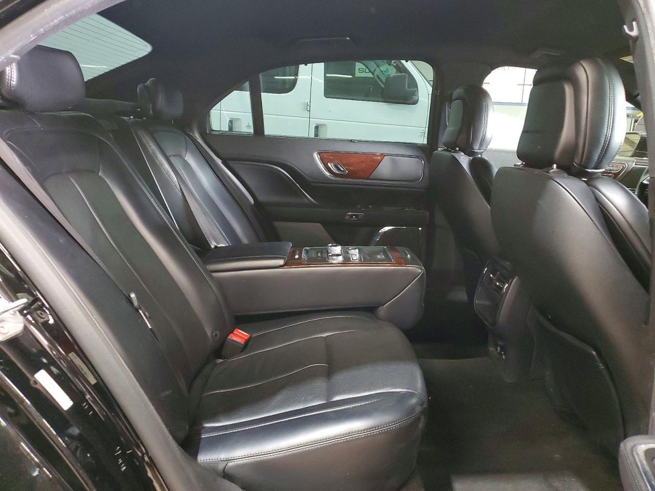 LINCOLN CONTINENTAL