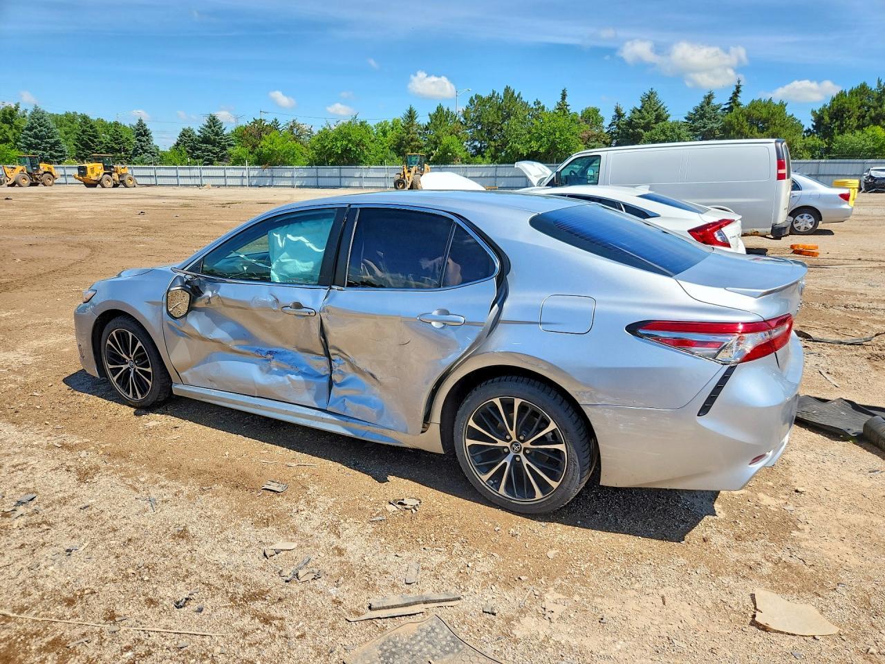 2018 TOYOTA CAMRY — фото 2