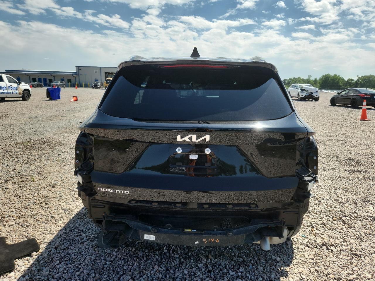 2023 KIA SORENTO — фото 6