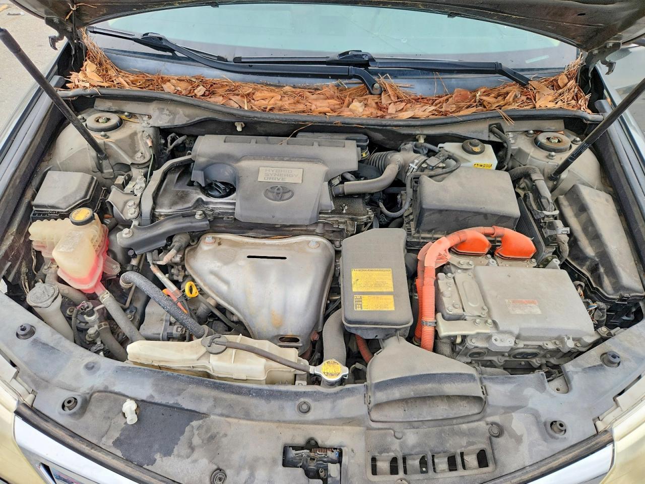 2012 TOYOTA CAMRY HYBRID — фото 11