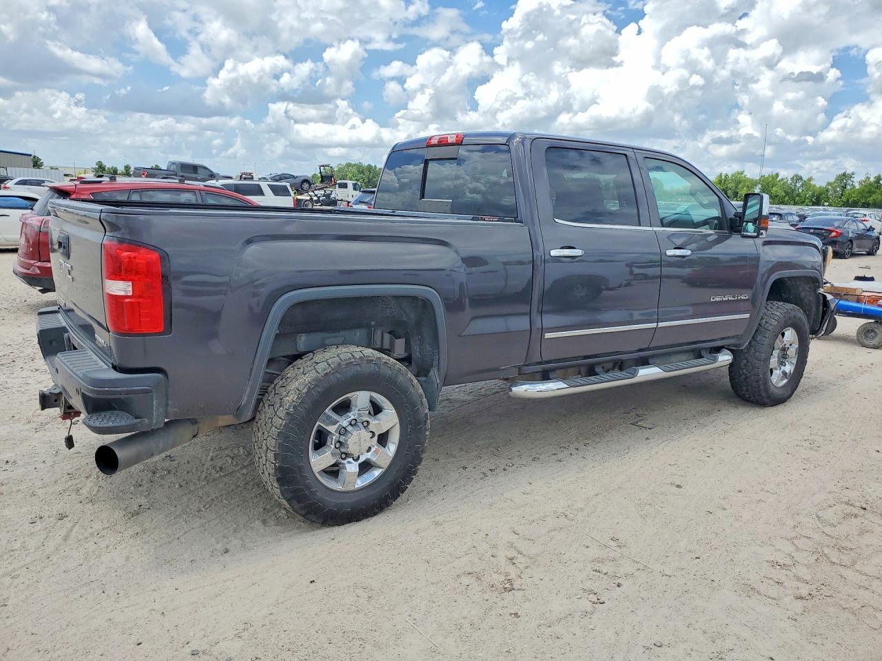 2015 GMC SIERRA 3500HD — фото 3