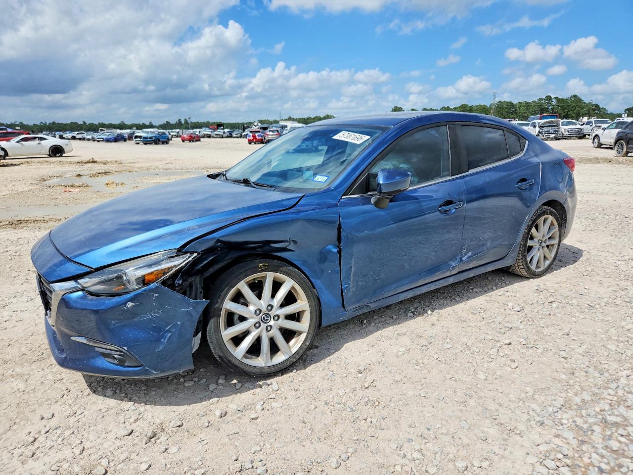 2017 MAZDA 3 — фото 1