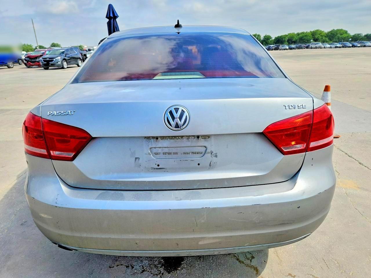 2013 VOLKSWAGEN PASSAT — фото 6