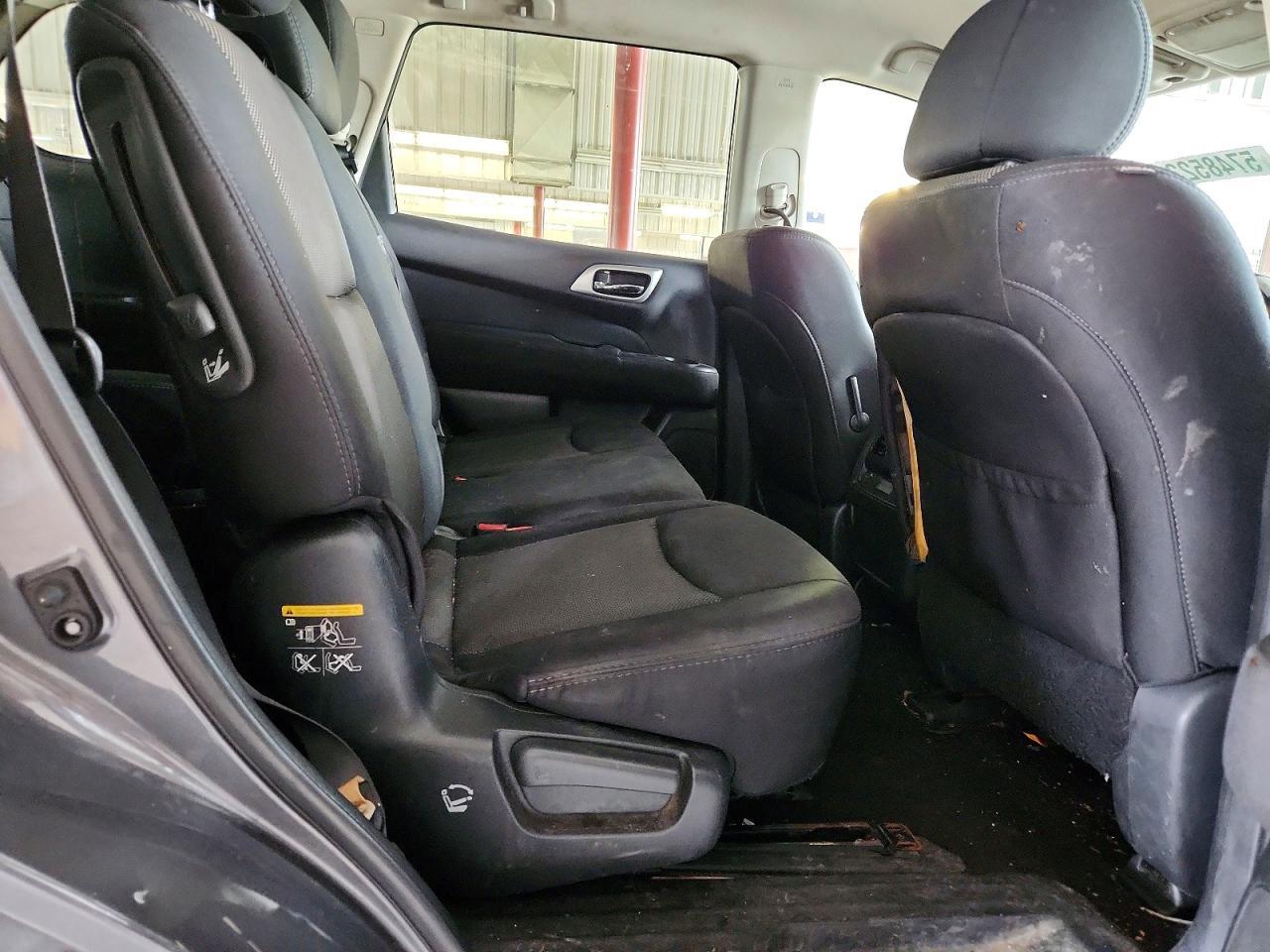 2017 NISSAN PATHFINDER — фото 11