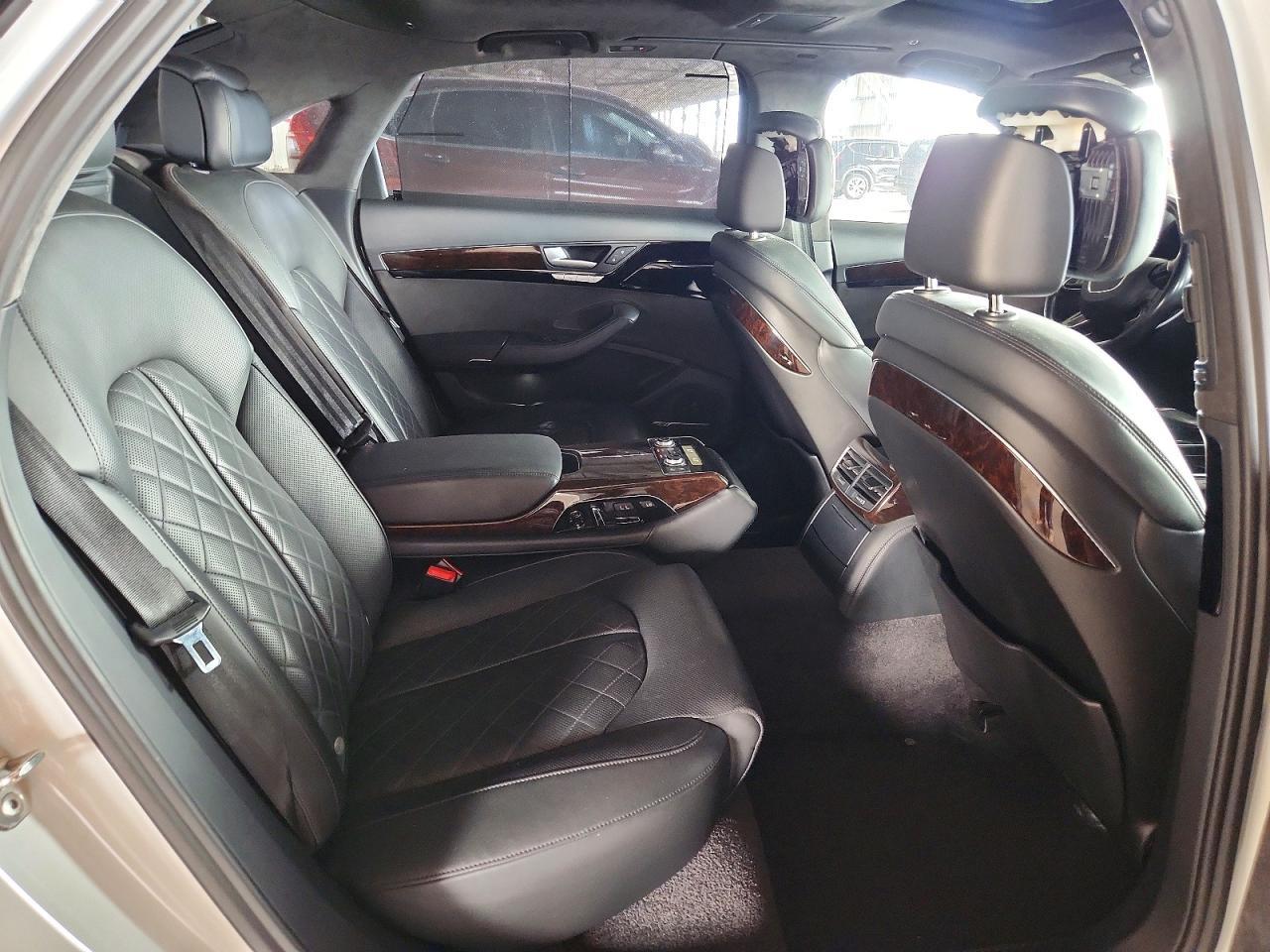 2018 AUDI A8 — фото 10