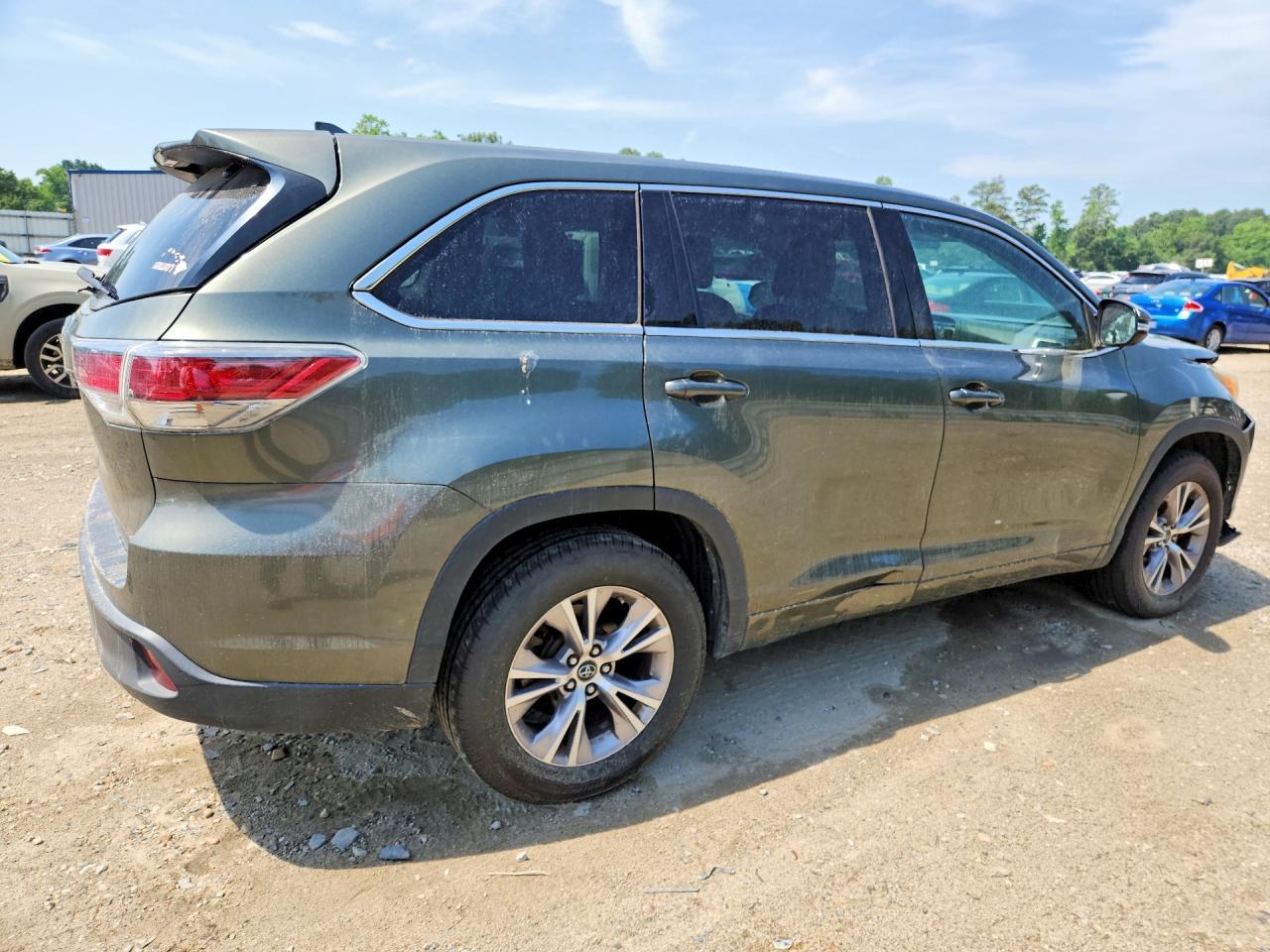 2016 TOYOTA HIGHLANDER — фото 3