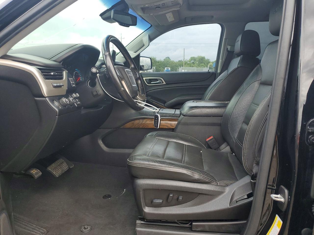 2019 GMC YUKON — фото 7