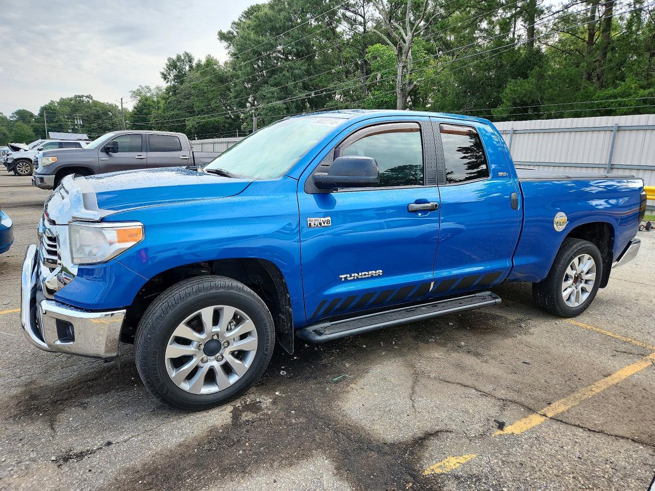 2017 TOYOTA TUNDRA — фото 1