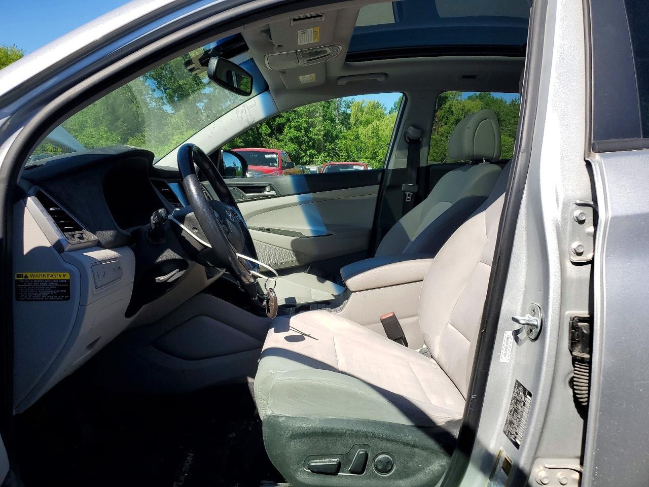 HYUNDAI TUCSON