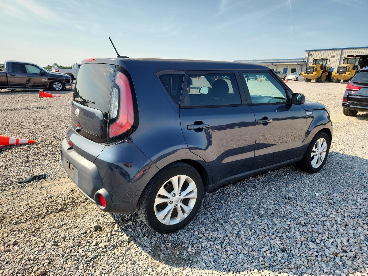 2015 KIA SOUL — фото 3