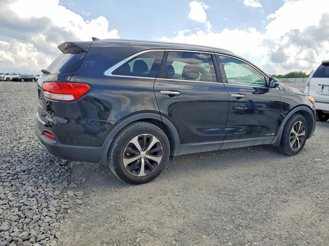 2016 KIA SORENTO — фото 3