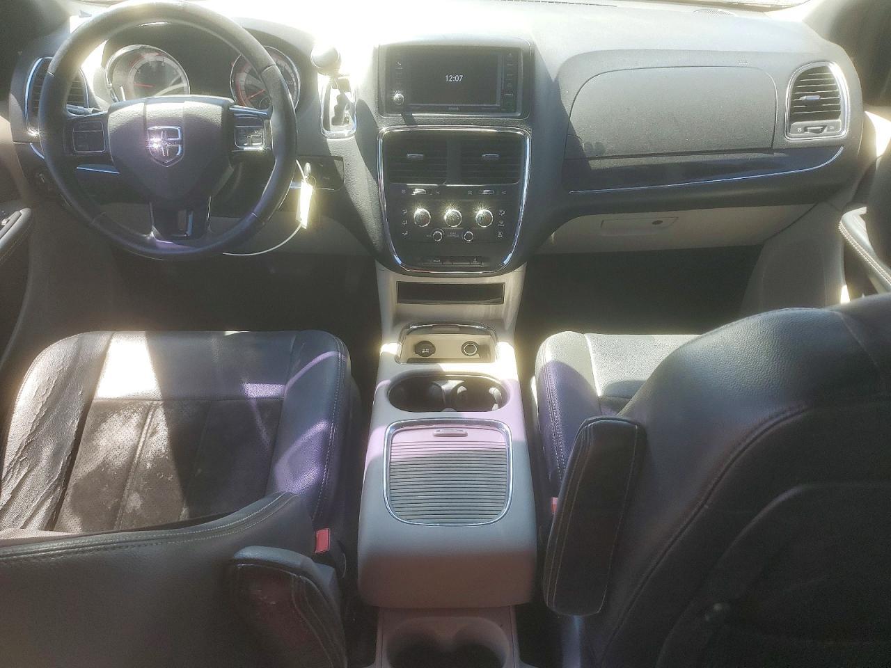 2017 DODGE GRAND CARAVAN — фото 8
