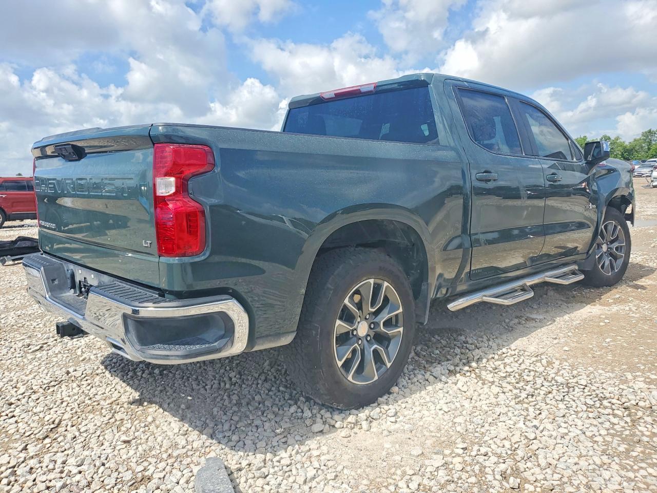 CHEVROLET SILVERADO