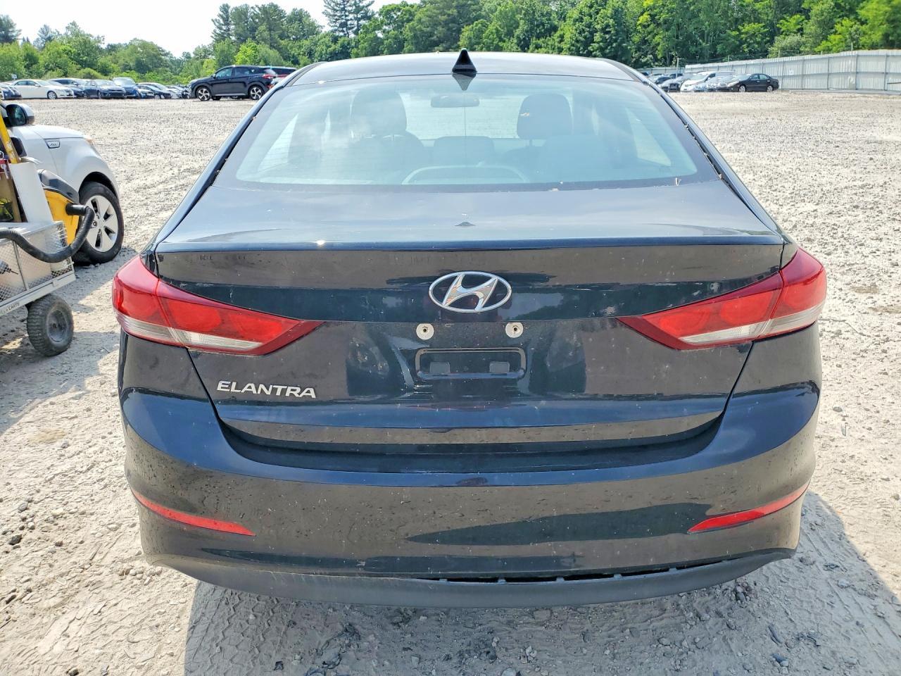 2017 HYUNDAI ELANTRA — фото 6