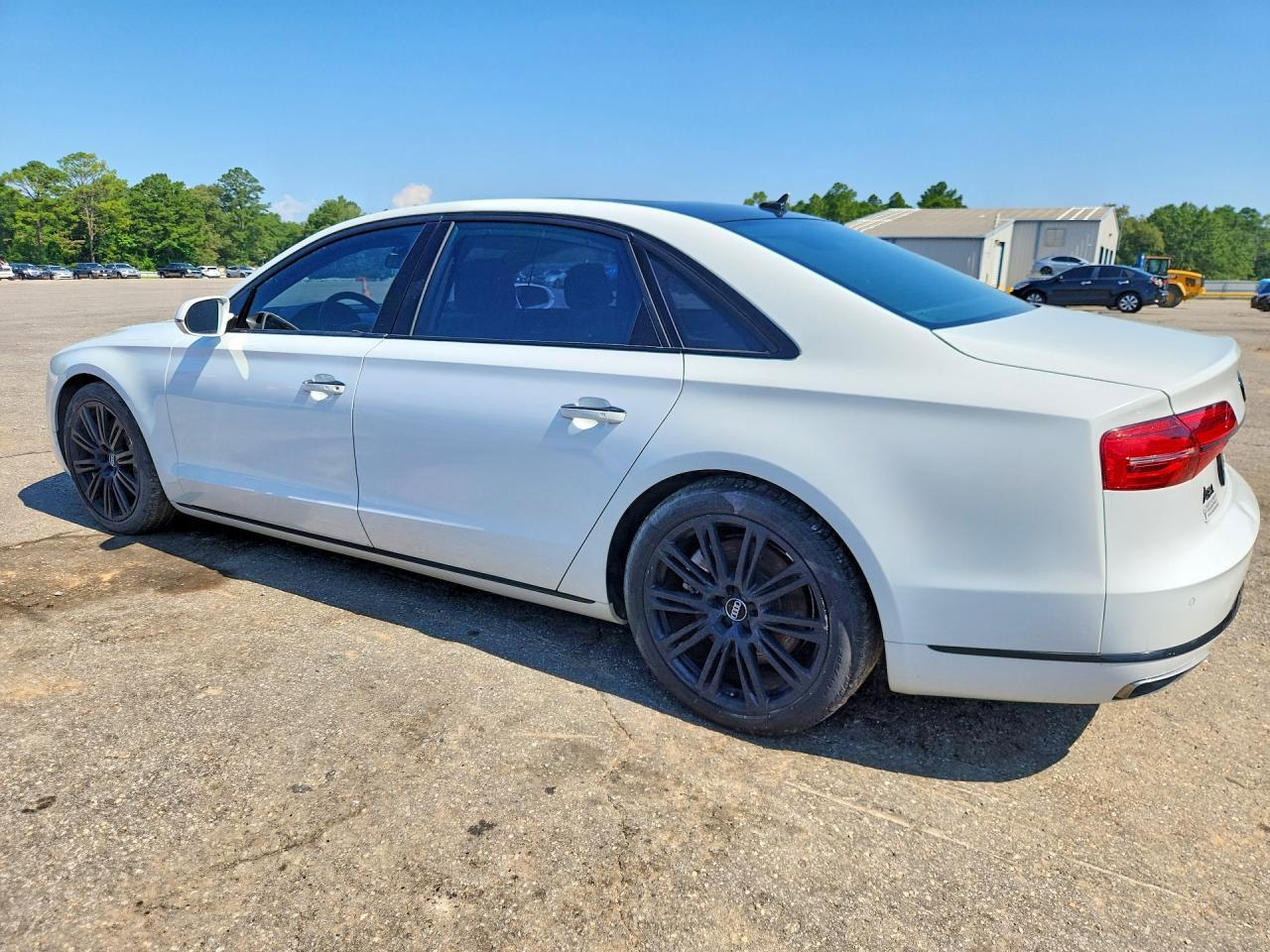 2016 AUDI A8 — фото 2
